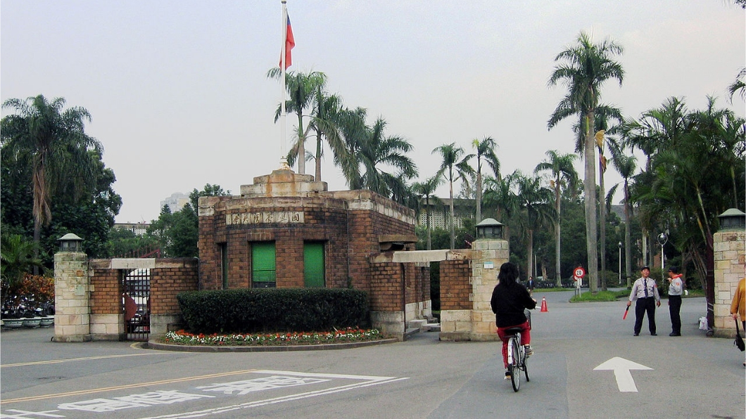 冷血陳皓揚虐殺2貓 今告台大要討學歷