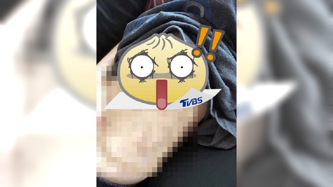 21歲正妹出產房秒噴淚 生完四胞胎「肚皮炸裂」