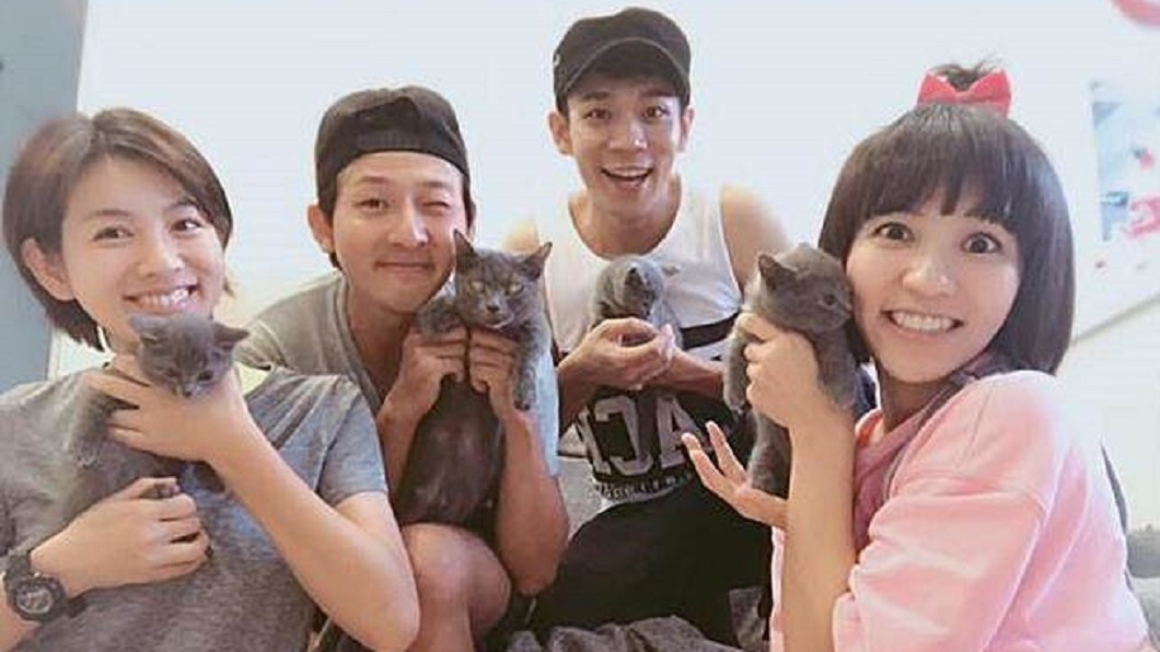 香蕉哥哥和草莓姐姐PO甜蜜照 沖繩海島浪漫婚