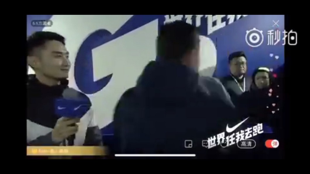 帶走! 陳冠希快閃活動被架離 火爆影片曝光