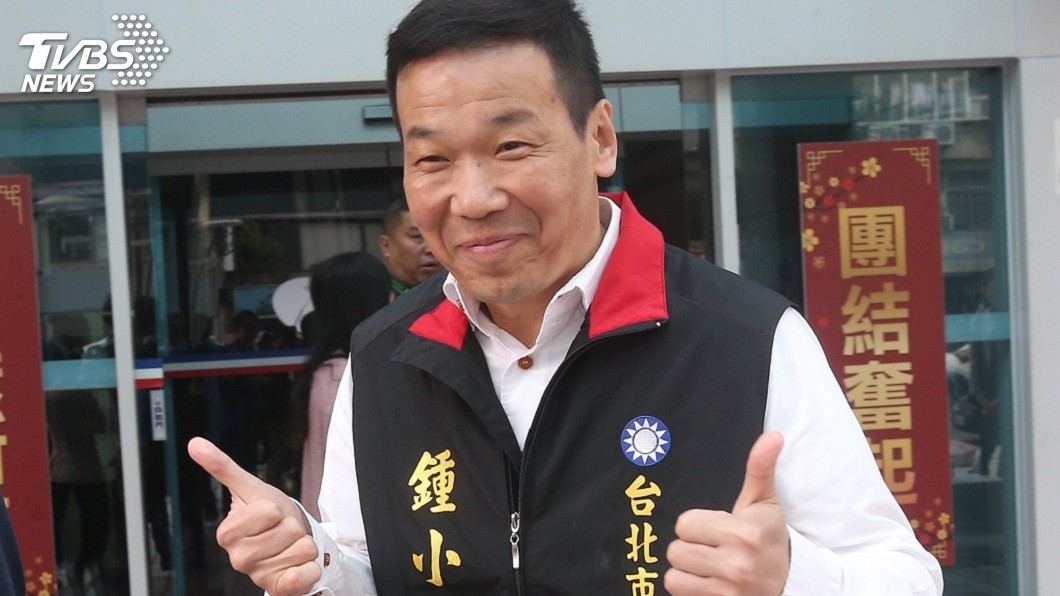 騎單車巡迴北市 鍾小平:檢視柯文哲荒政