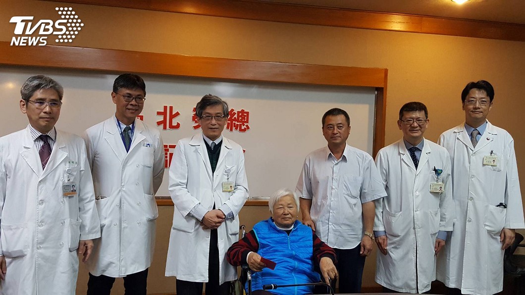 老婦心臟、大腸接連出事 靠微創開心救命