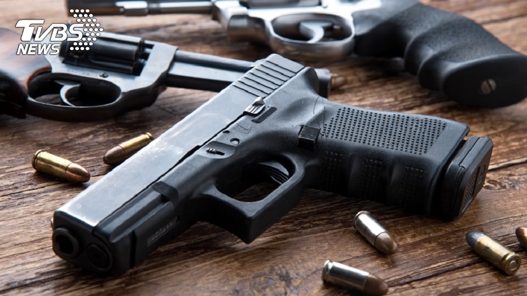 美再傳槍枝意外! 9歲男童搶搖桿射死胞姊