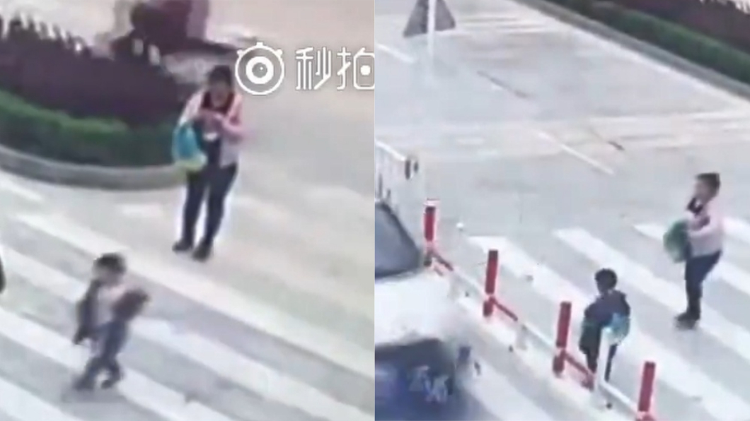 扯!母顧玩手機任小孩暴走 下一秒目睹慘狀