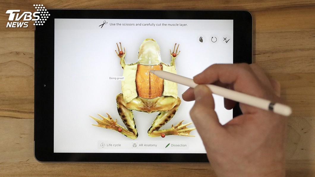 蘋果發表配備觸控筆iPad 售價近1萬台幣
