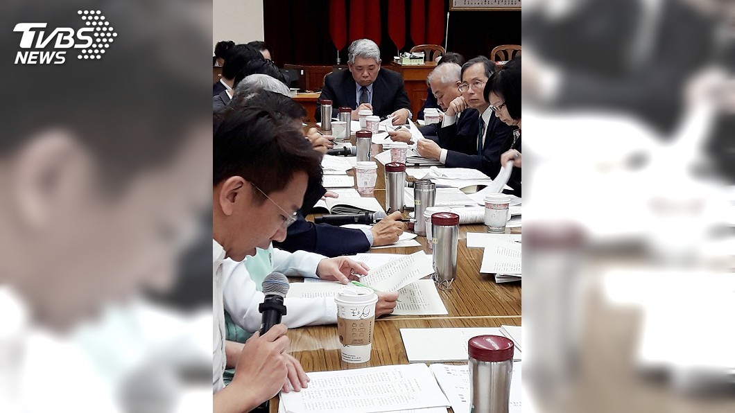 統計法修正草案初審　拒絕普查要罰