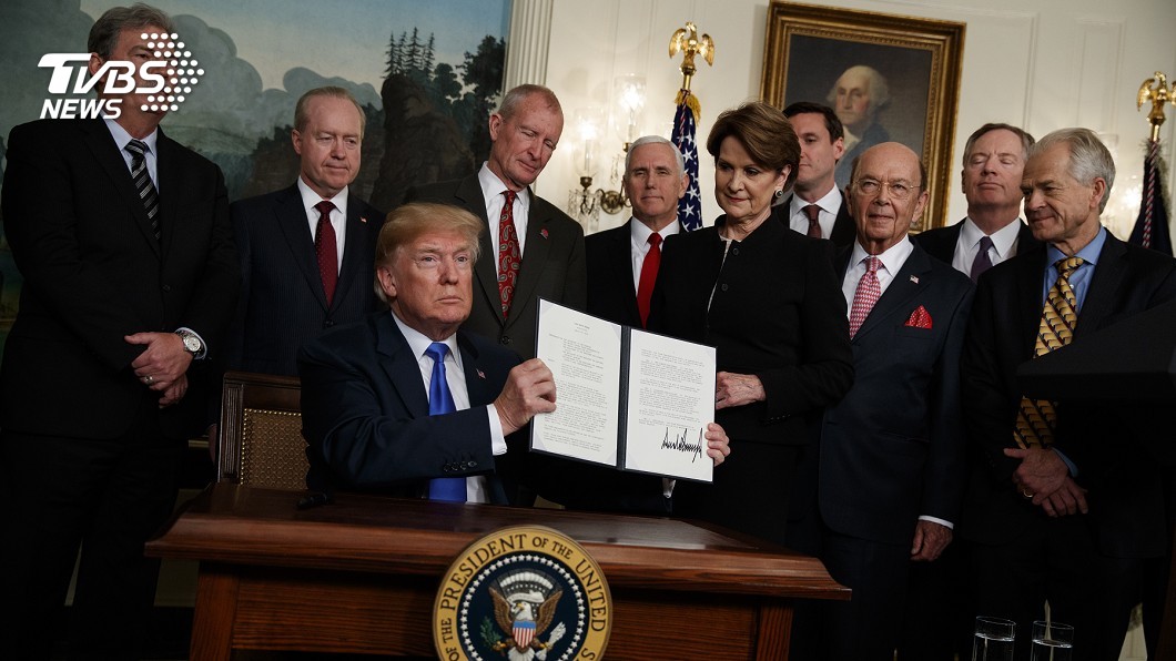 對中國1300項關稅開徵 美推遲60天後