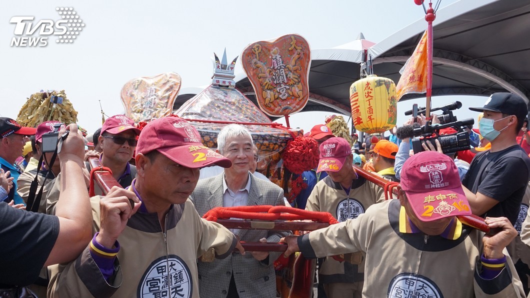 西濱中部段通車 大甲鎮瀾宮媽祖來加持