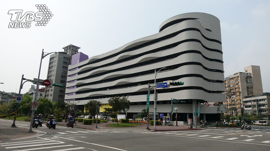 八德立體停車場啟用　15日前免費停