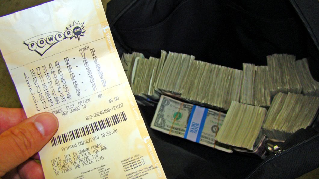 跨海買樂透爽中21億頭獎 卻因這點一毛都領不到