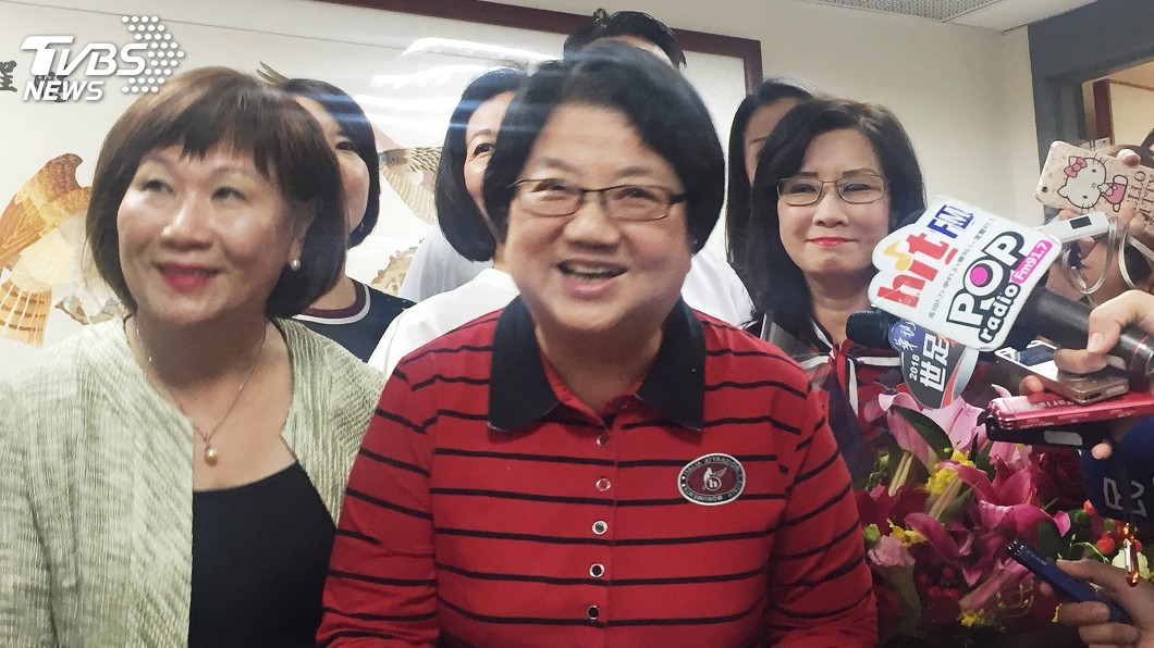 吳碧珠不選連任　藍營議員含淚不捨