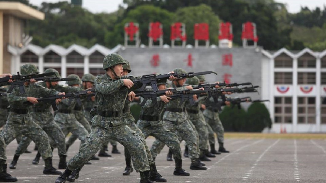 要求陸軍官校歌詞遭打槍 劉世芳堅稱「軍隊屬於國家」