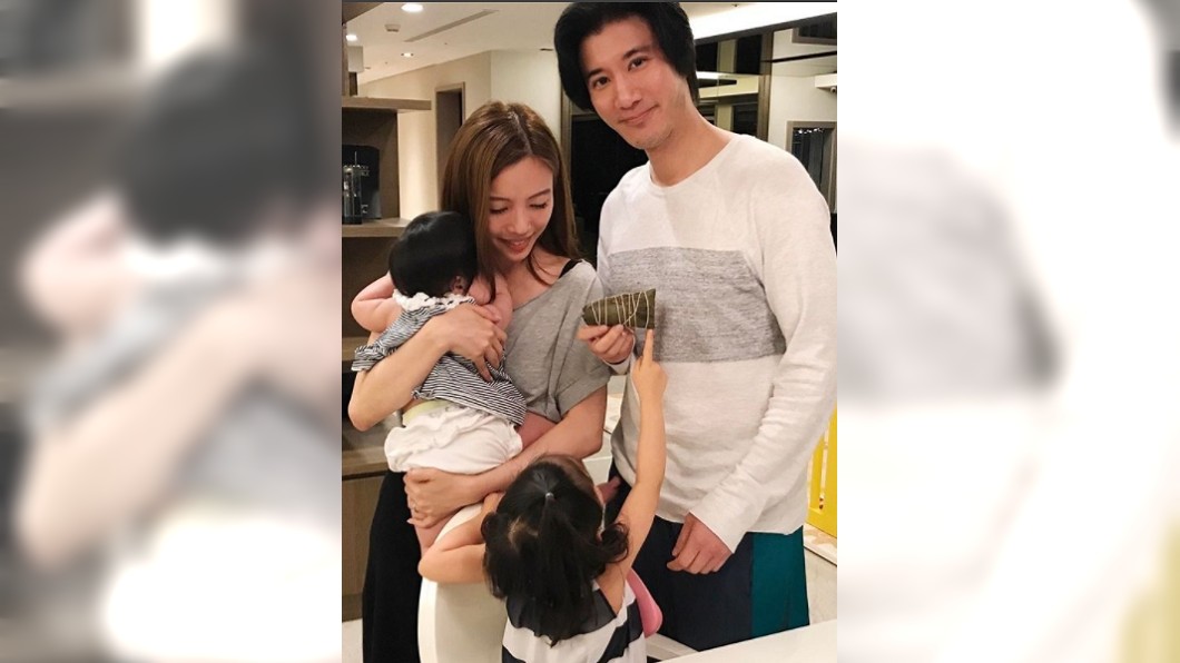 恭喜!王力宏傳3度當爸 放閃照洩愛妻孕味