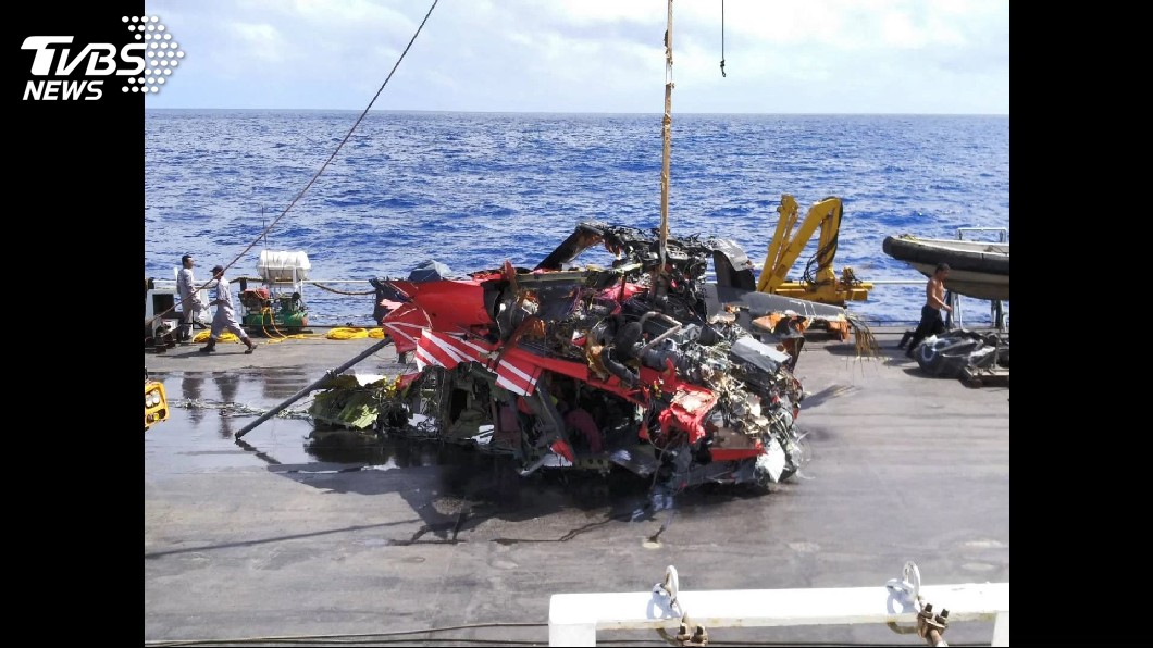 黑鷹蘭嶼外海空難釀6死 正副駕駛最後通聯曝光