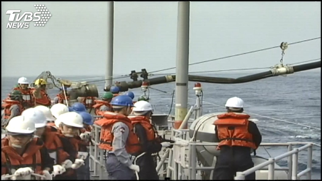 武夷軍艦胡姓士兵落海！　海軍全面搜救