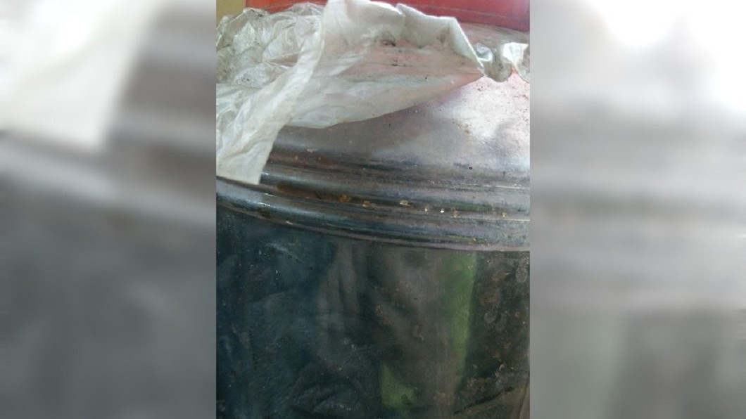 家中驚見「發黑罐子」打算丟掉　被阿公罵：這比你值錢