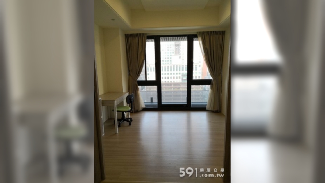 一名屋主用「以工換宿」徵求女室友免費入住豪宅。圖/翻攝自591租屋網