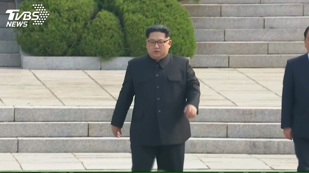 金正恩簽名用筆 韓聯社:東西德合併同款筆