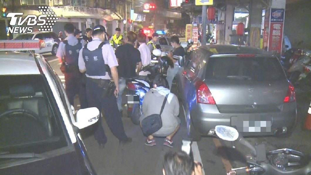 治安事件頻傳　汐止警荷槍實彈「封城掃蕩」