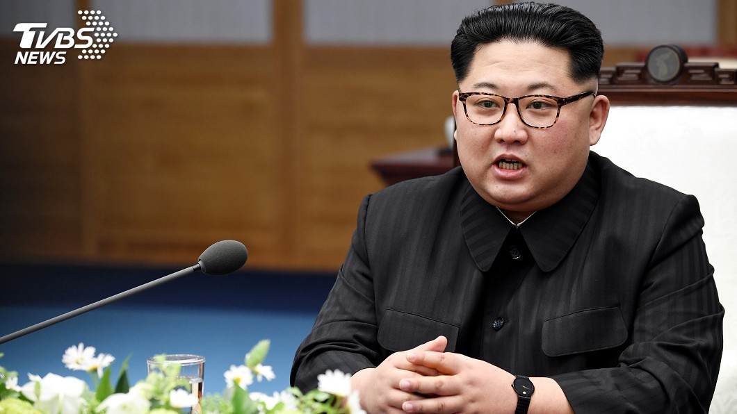 跨過分界線進南韓 金正恩稱內心澎湃