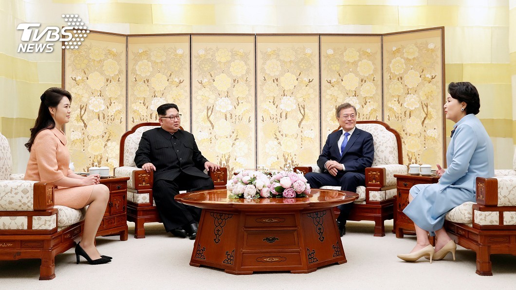 金正恩跨越38度線 兩韓領袖互動全球直播