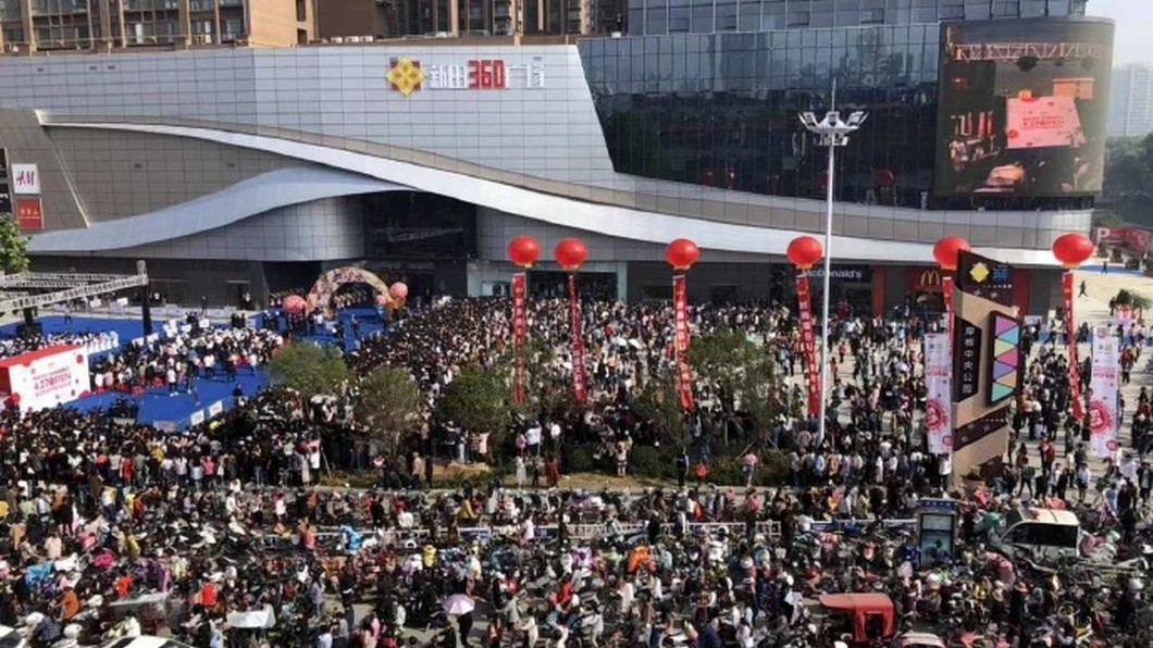 湧6千人擠爆會場 林志穎河南活動急取消