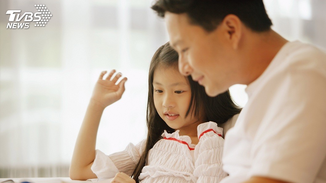 爸爸我愛你！6年女兒非親生　他收養延續父女情