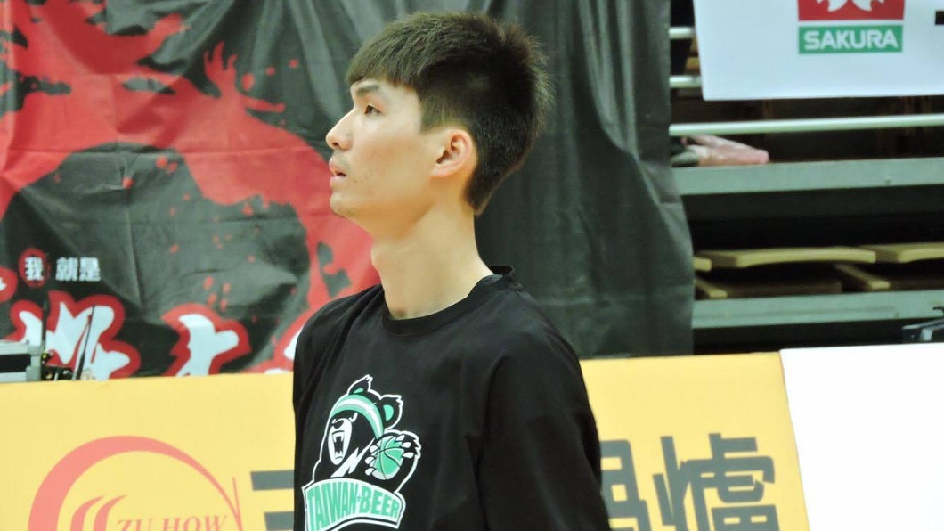 台啤球星周伯勳 被控KTV陽台「撿屍」女大生