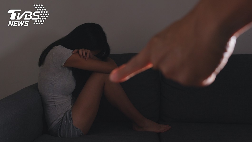 不想生又不避孕　夫聯合爸媽強迫妻結紮