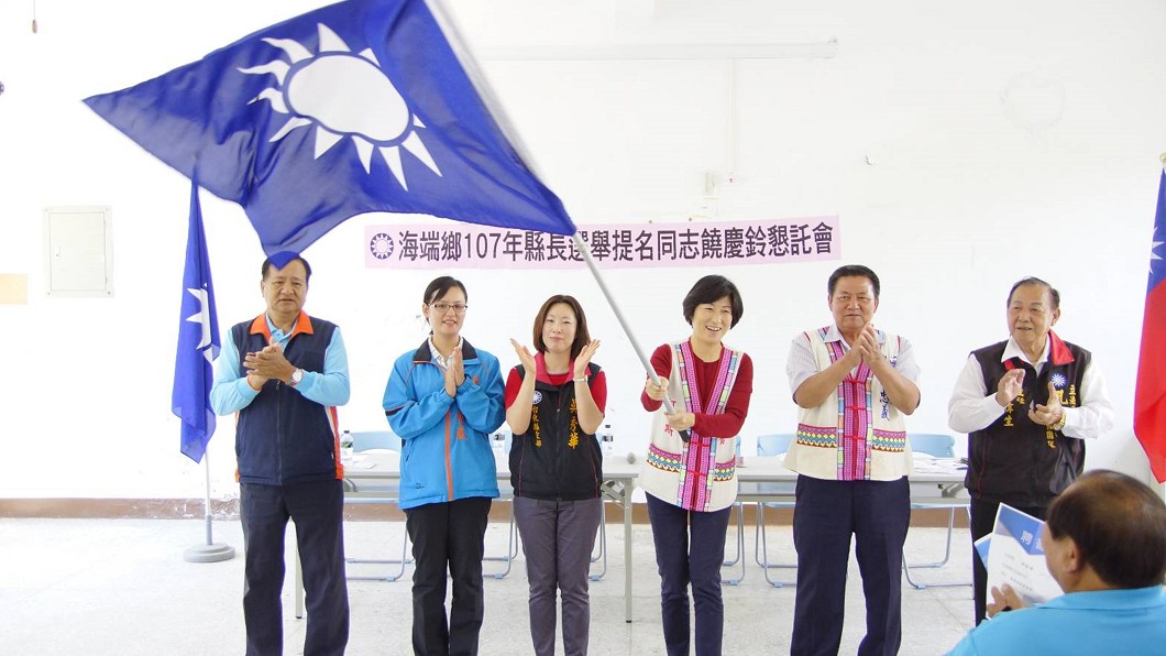 台東縣長選情　藍綠都剩最後一哩路