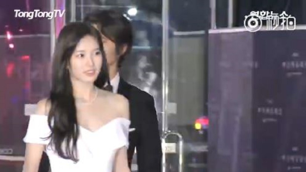 韓百想大賞!秀智露美肩 朴寶劍頭留長髮