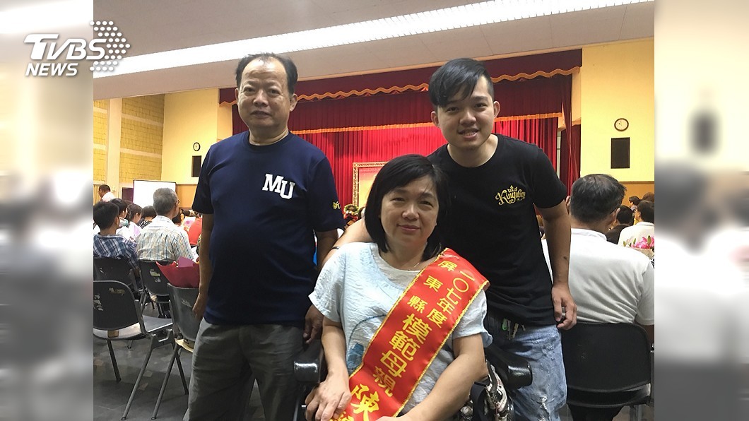 身障母的真情告白:「感謝兒子讓我知道什麼是童年」