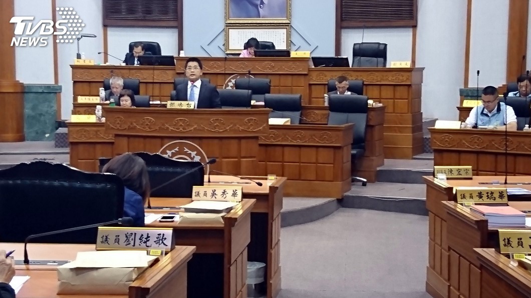 黃健庭報告近3小時 議長:快平了習近平紀錄