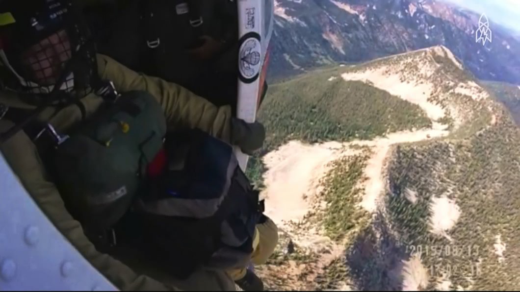 山林火警難控制　空降消防員工作艱鉅