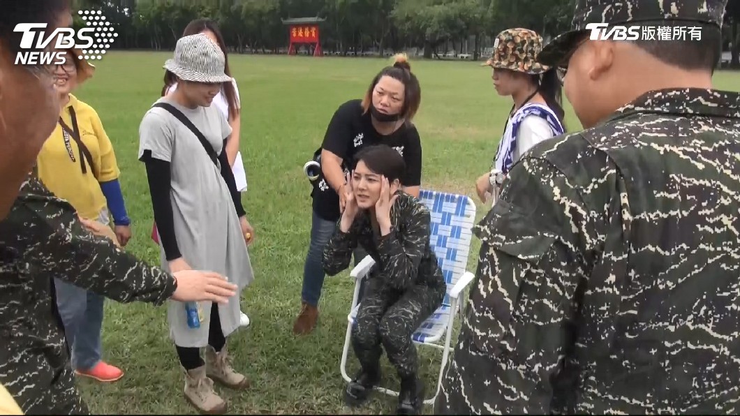拍《女兵日記》 劉香慈改當連長楊雅筑險昏倒