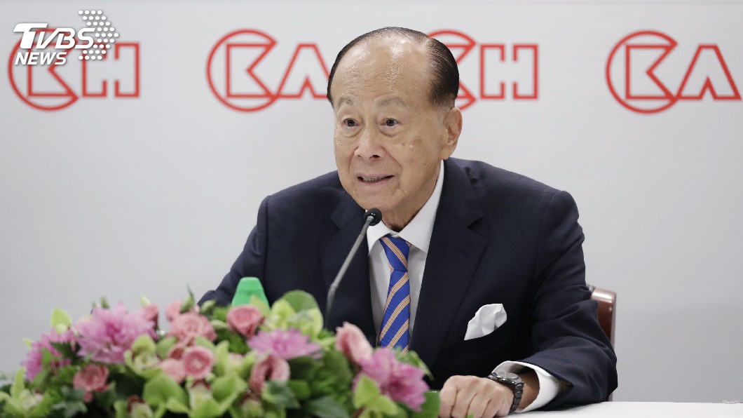 退休後投入基金會 港首富李嘉誠正式交棒