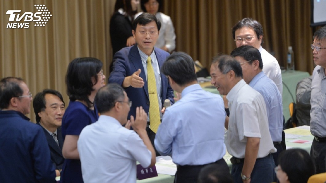 台大校務會議「是否重啟遴選」 盼今有結果