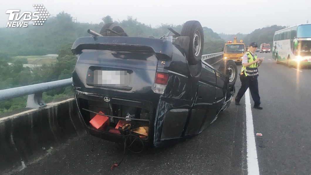 國道3號大林段車禍　休旅車駕駛不見蹤影