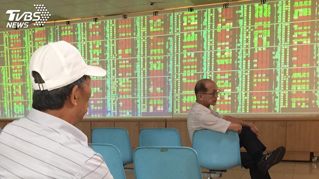 台股挑戰「萬一」關卡　三王扮要角