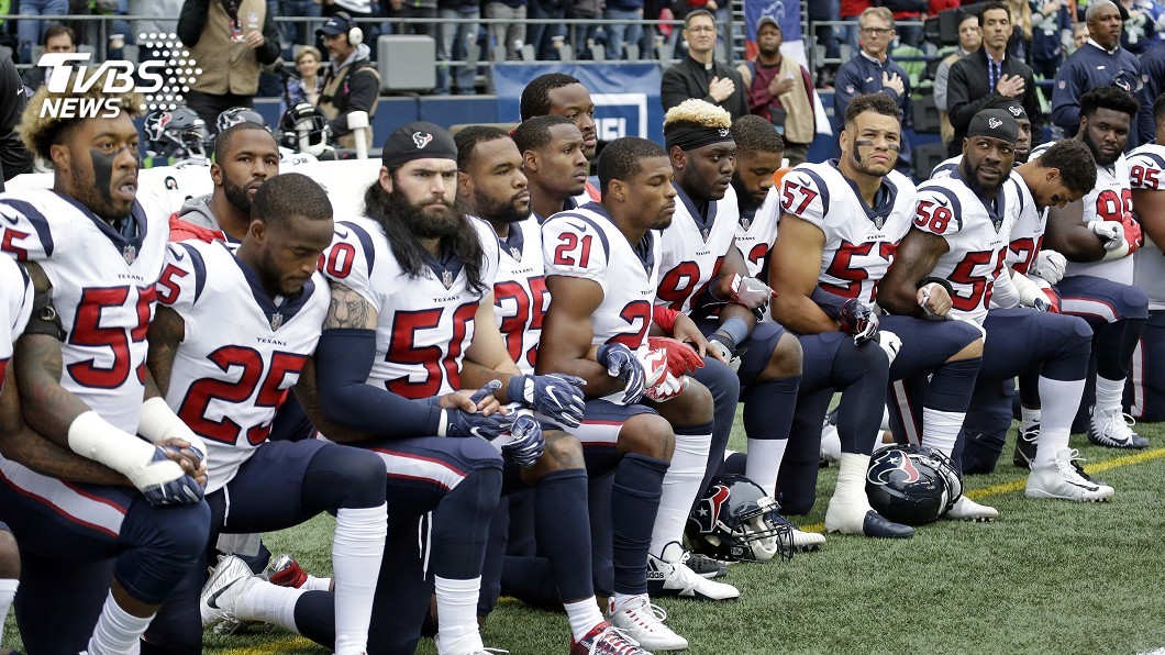 唱國歌下跪將遭處分 NFL新規向川普低頭