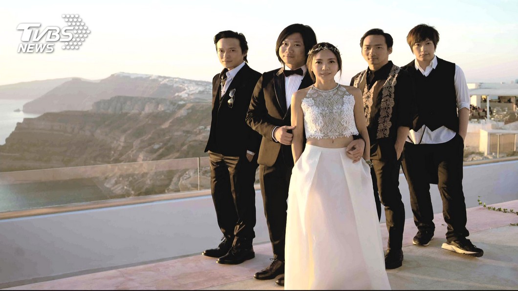五月天瑪莎當爸? 老婆發文:謝謝你我很幸運