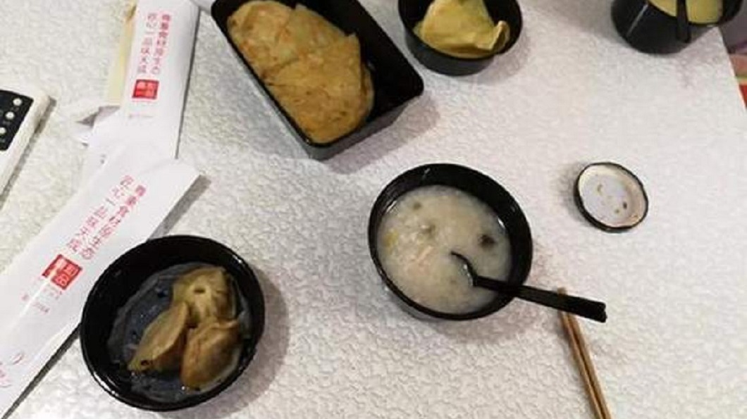 當天消費者點了不少食物。(圖/翻攝自搜狐)