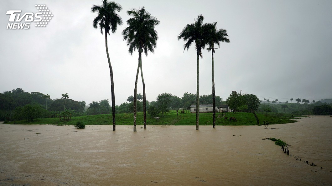 亞熱帶風暴艾柏托撲向美國 數千居民疏散