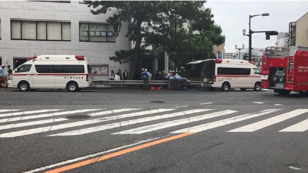 90歲高齡駕駛闖紅燈 衝撞行人1死3傷