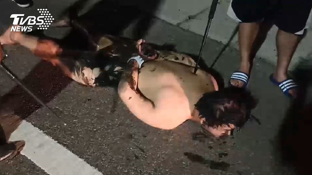 快訊/砍死阿姨砍傷母和伯母 逆子深夜落網