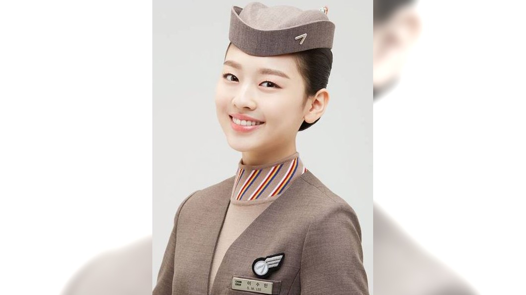 韓亞航空意外頻傳 找16歲女星提振形象