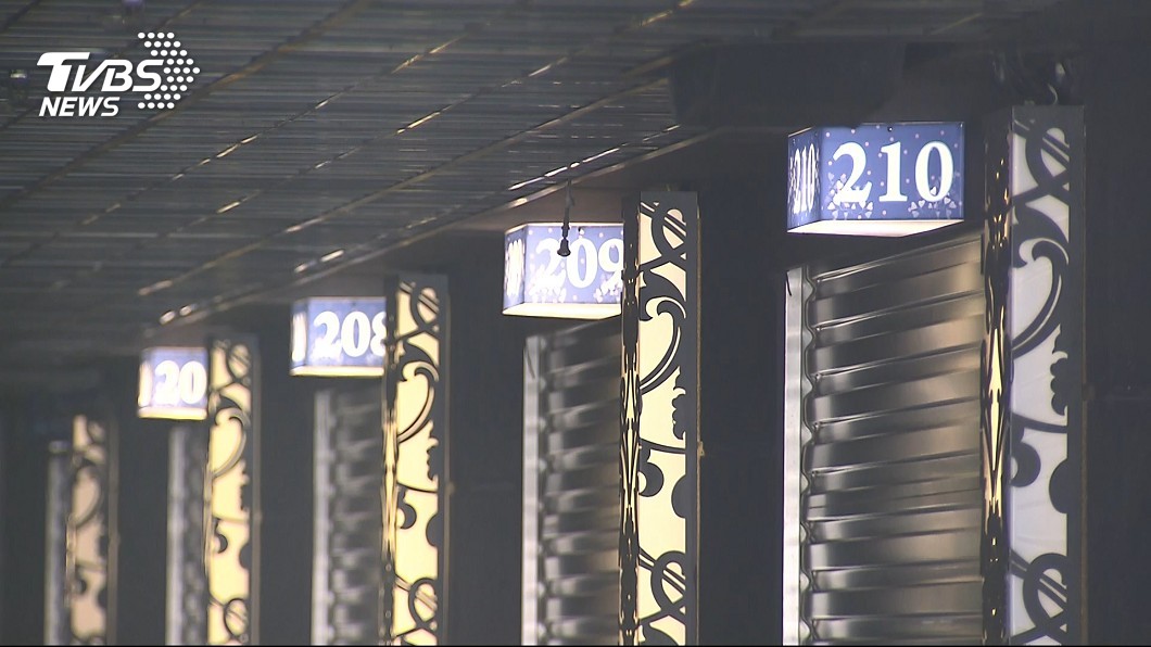 詭異男規定女友:跟其他男人約「只能去摩鐵」