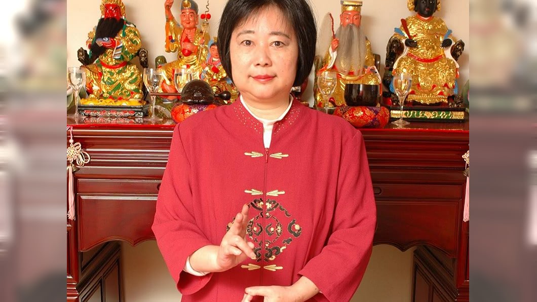 「仙女送公文」爆紅命理師　被控凌虐看護案情大逆轉