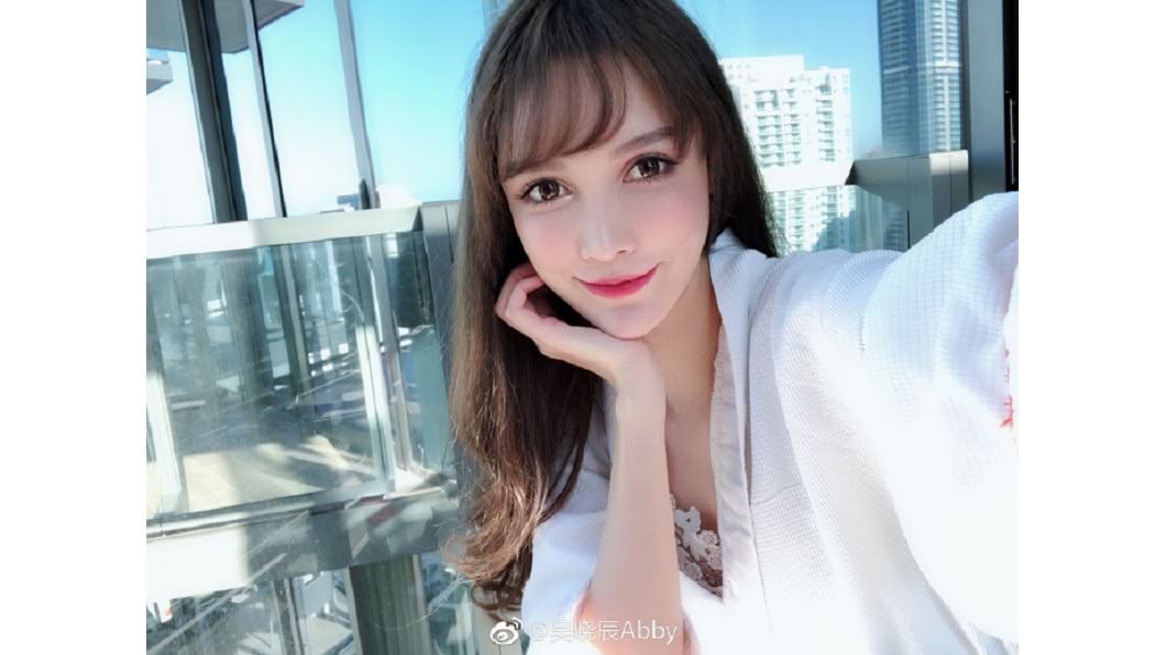 「臉戴著一棟樓」 陸女15年砸千萬動刀百次