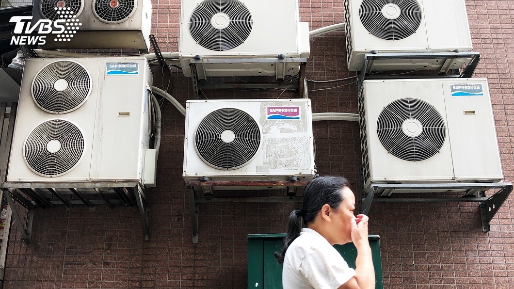 極端氣候頻繁 柯文哲:國中小裝冷氣是最後手段